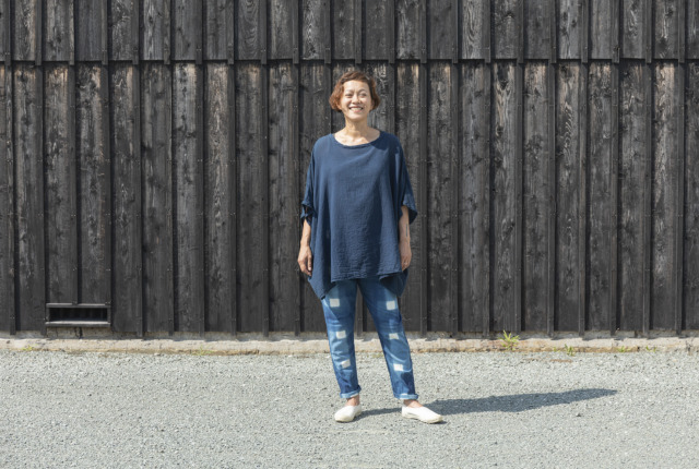MONPE 宝島染工 藍 板締め | 商品一覧 | 地域文化商社 うなぎの寝床