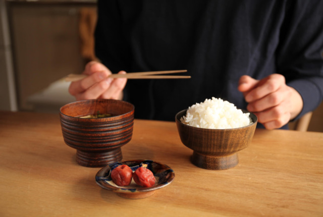 飯椀乱筋 黒漆 | 商品一覧 | 地域文化商社 うなぎの寝床