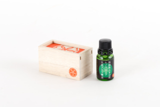 うきは産 ヒノキリーフ 天然精油とデフューザーBOXセット 10ml