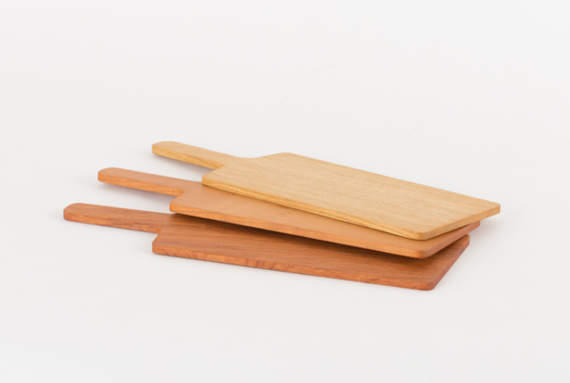 チーズボード カシ | 商品一覧 | 地域文化商社 うなぎの寝床