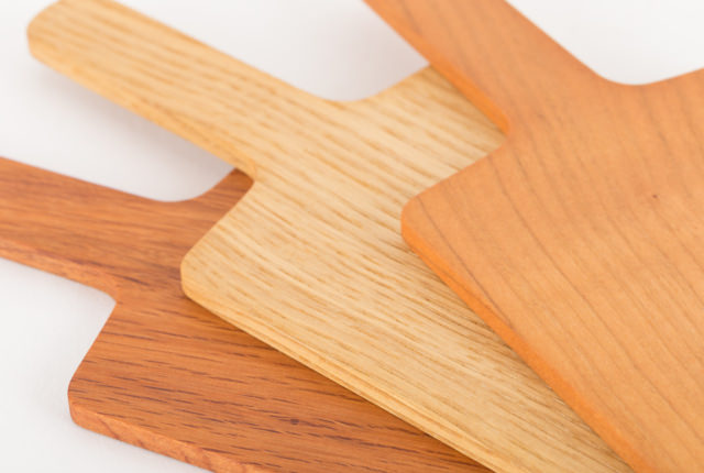 チーズボード カシ | 商品一覧 | 地域文化商社 うなぎの寝床