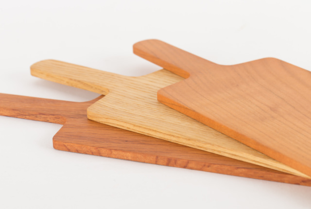 チーズボード カシ | 商品一覧 | 地域文化商社 うなぎの寝床