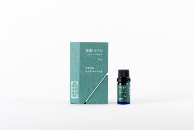 樟脳オイル 5ml | 商品一覧 | 地域文化商社 うなぎの寝床