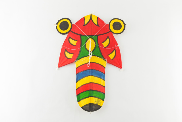 孫次凧 セミ 中 | 商品一覧 | 地域文化商社 うなぎの寝床