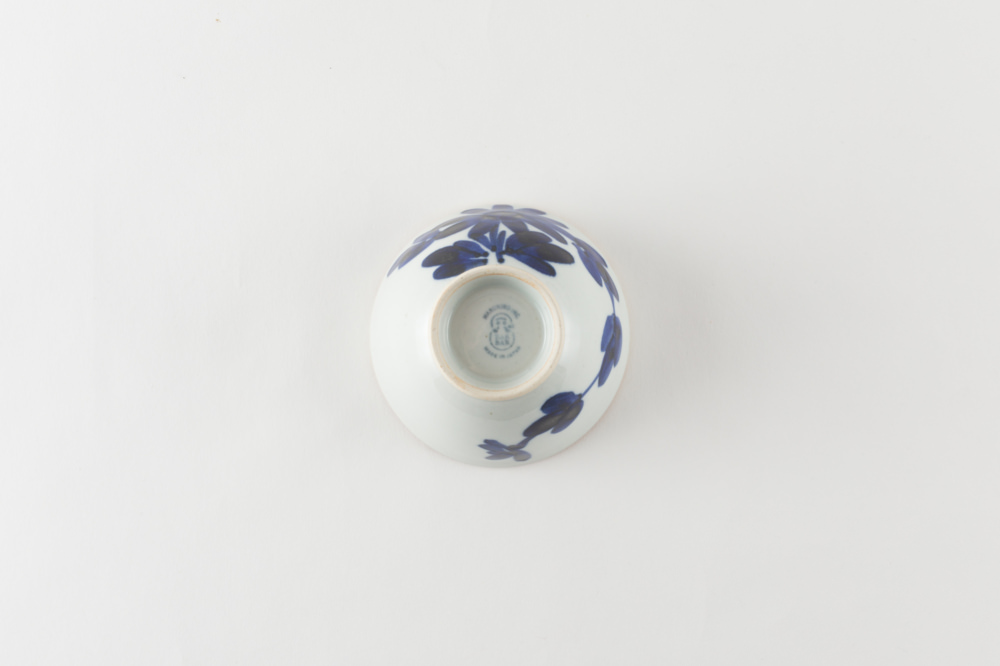 いろは茶碗 菊文