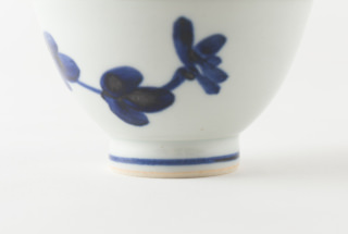 いろは茶碗 菊文