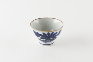 いろは茶碗 菊文