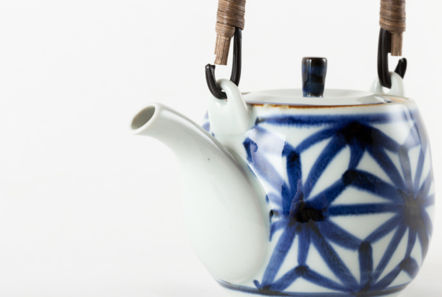 いろは土瓶 麻の葉 | 商品一覧 | 地域文化商社 うなぎの寝床