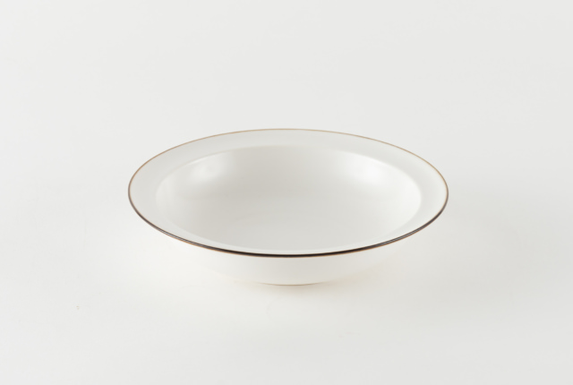 JICON 磁今 浅リムスープ皿 小・大 白・渕錆 2サイズ 各2色 4点セット 楽天市場】JICON 磁今 浅リムスープ皿 小 渕錆 （φ150×h46