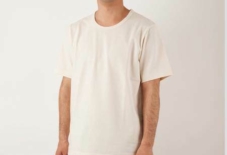 【日々のこと】ボケーっと口をあける私とTシャツ。