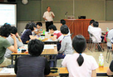九州大学の学生、八女散策。