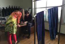 【2000文字コラム 渡邊令】オランダ絣プロジェクト。久留米絣に新しい風を吹かせる、実験的な取り組みスタート。