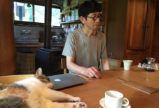 【2000文字コラム 渡邊令】木工作家、山口和宏さん。個性を追うのではなく、使いたいと思ってもらえる木工を。
