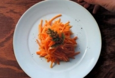 【日々のご飯と器の記録】キャロットラペと祐工窯阿部眞士さんの白磁