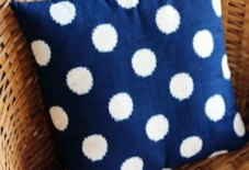 【商品紹介】藍染め・手織り 久留米絣クッション