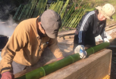 【日々のこと】竹の油抜き
