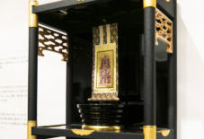 【お知らせ】常設展示「はじめての仏壇」展 八女伝統工芸館で開催中