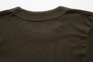 セイヤング Tシャツ