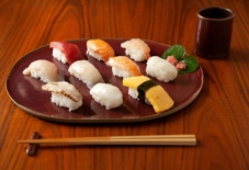 【コラム】寿司の盛り直し。家でもちょっと豊かに。