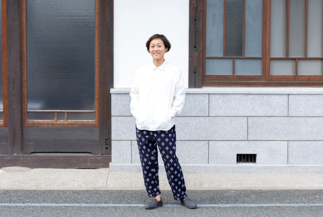 うなぎの寝床　もんぺ　Farmers’ MONPE 梅鉢 Farmers' MONPE 梅鉢 | 商品一覧 | 地域文化商社 うなぎの寝床