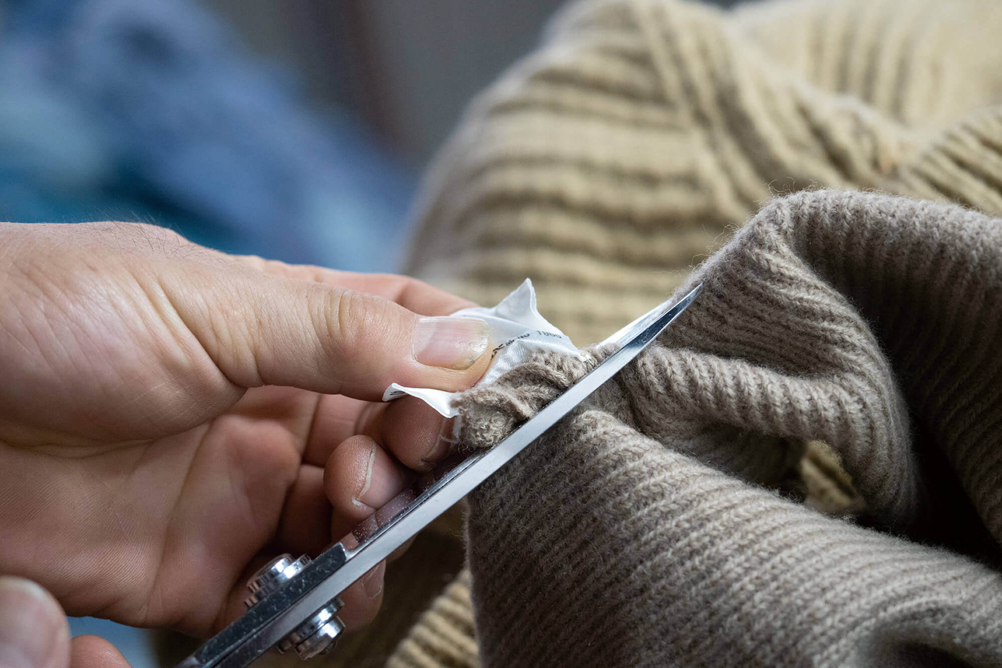 ウールMONPE】 毛織物産地・尾州で息づく「再生羊毛」 | おしらせ