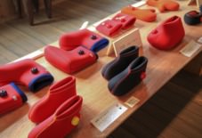 【店頭特集】やわらか湯たんぽ勢ぞろい!/ ヘルメット潜水