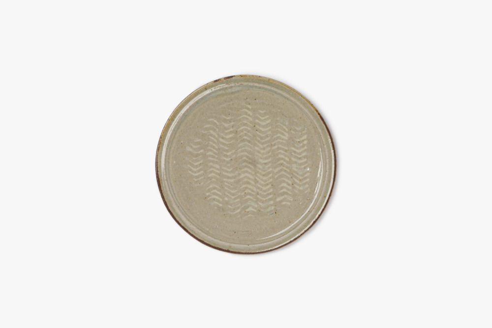 まゆみ窯 透明釉押紋六寸丸平皿