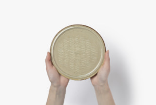 まゆみ窯 透明釉象嵌六寸丸平皿