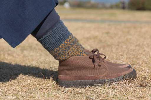 冬にあたたか、防縮ウールの靴下