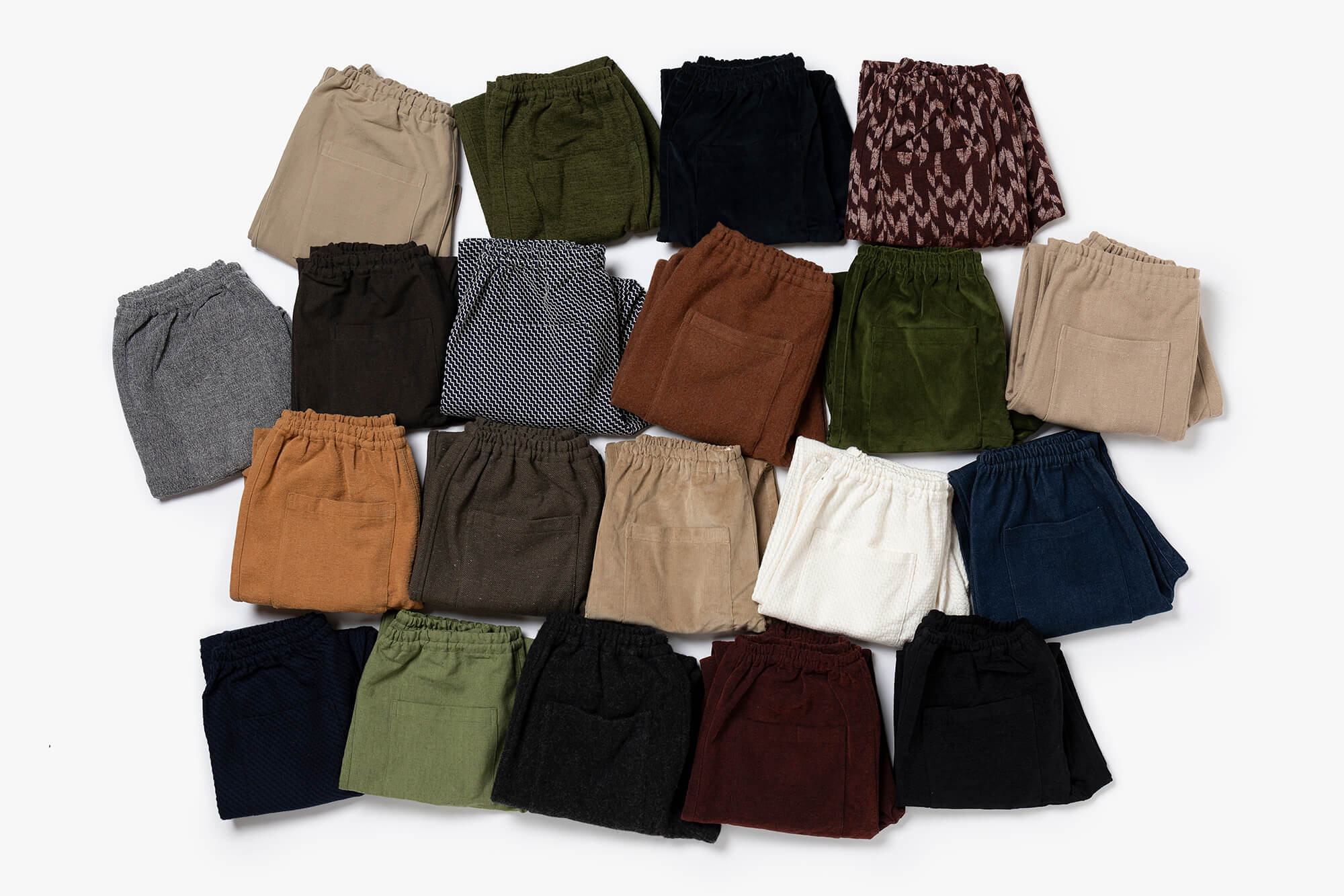 冬MONPEの選び方①】 生地感を比べてみる | おしらせ | 地域文化商社