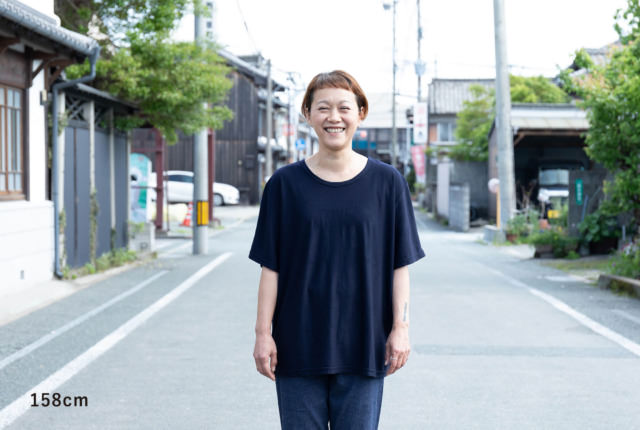 よこしま羊毛Tシャツ ロングスリーブ【しろくろ】iti-11BD | 糸と色