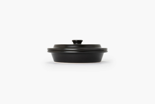 PETARI Shallow Pot 24cm | 地域とつながるモノづくり | うなぎの寝床