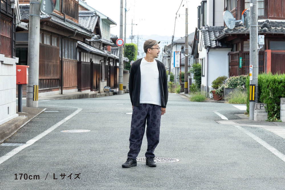 Farmers’ MONPE 桐生 カットジャガード ドット柄 グレー