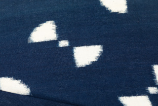 ツタエノヒガサ 久留米絣(手織・藍染) 経緯絣