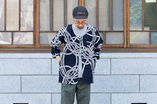 江戸注染をまとう浴衣シャツ、丸久商店「ダボシャツ」